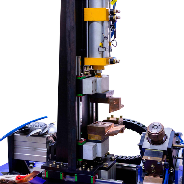 Automatische Widerstandsschweißmaschine für die Montage von Metall-Lüfterblättern