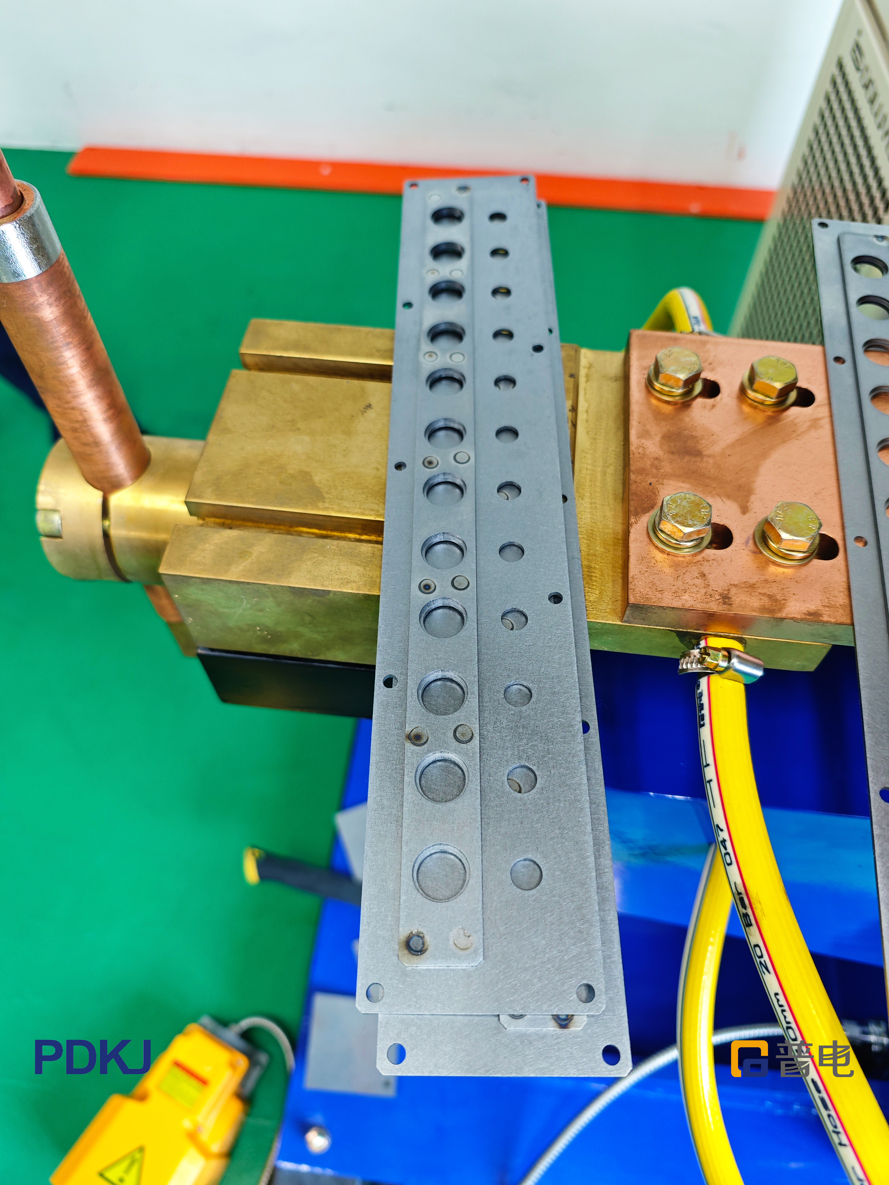 Ventilplattenschwei&szlig;en aus Aluminiumlegierung
